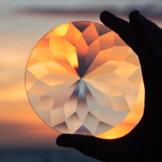 ARTISTS - 100mm Crystal Photo Lens