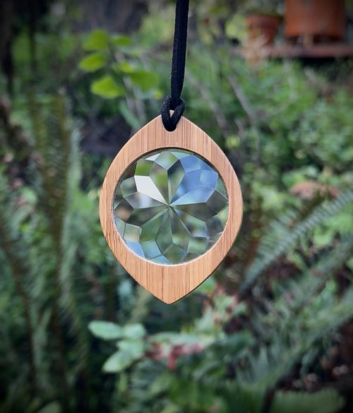 ARTISTS - WOODEN EYE - Crystal Monocle (Limited)