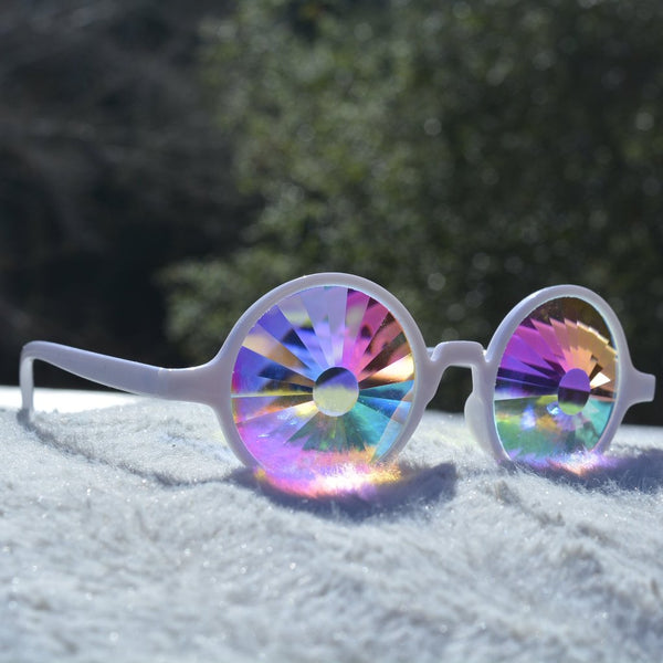 WHITE MAGIC KALEIDOSCOPE GLASSES - FUTURE EYES