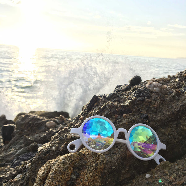 WHITE MAGIC KALEIDOSCOPE GLASSES - FUTURE EYES